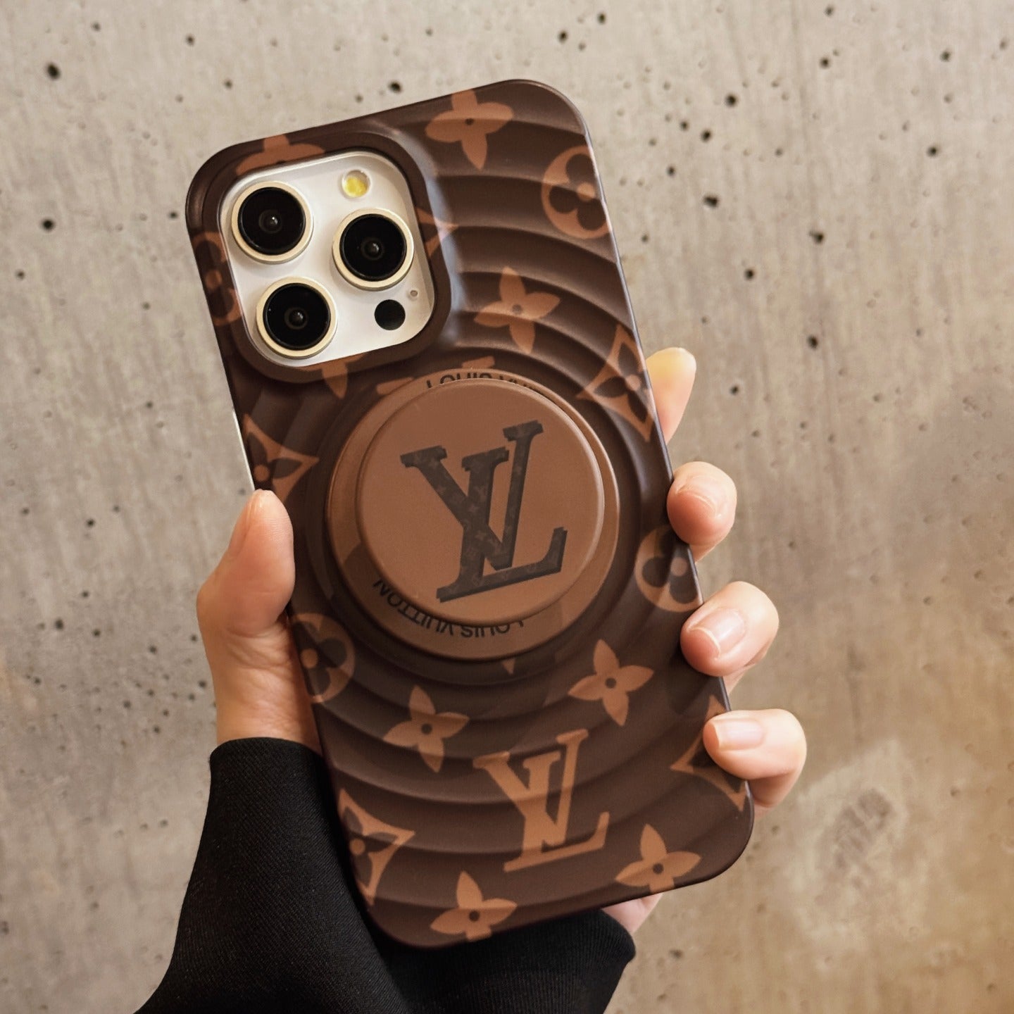 LV Ring Stand Case