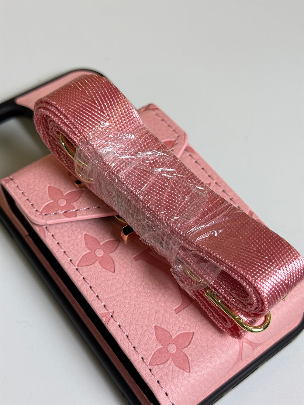Louis Vuitton Pink iPhone case With Card Holder