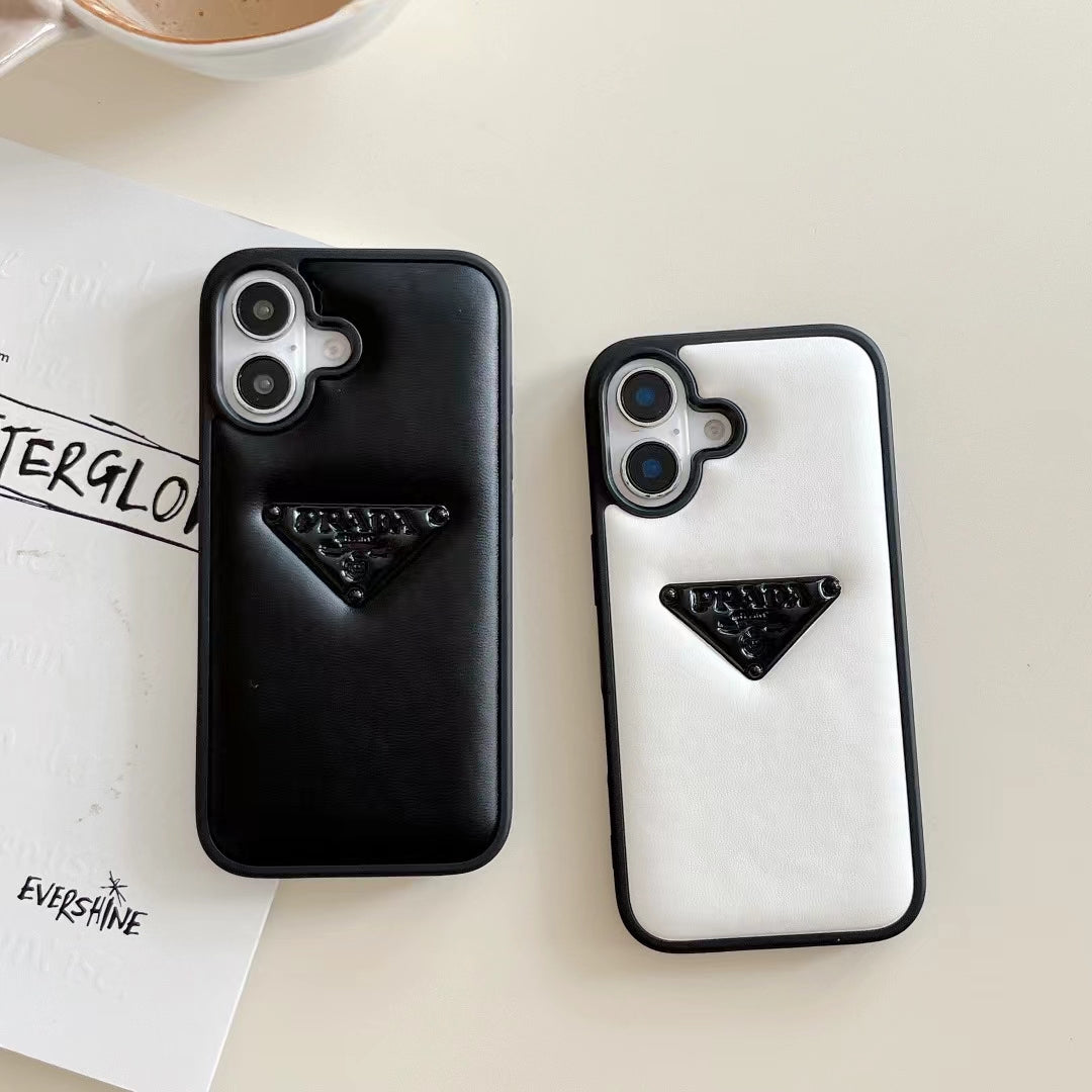 Prada iPhone 17 Pro Max – Slim Clear Phone Case